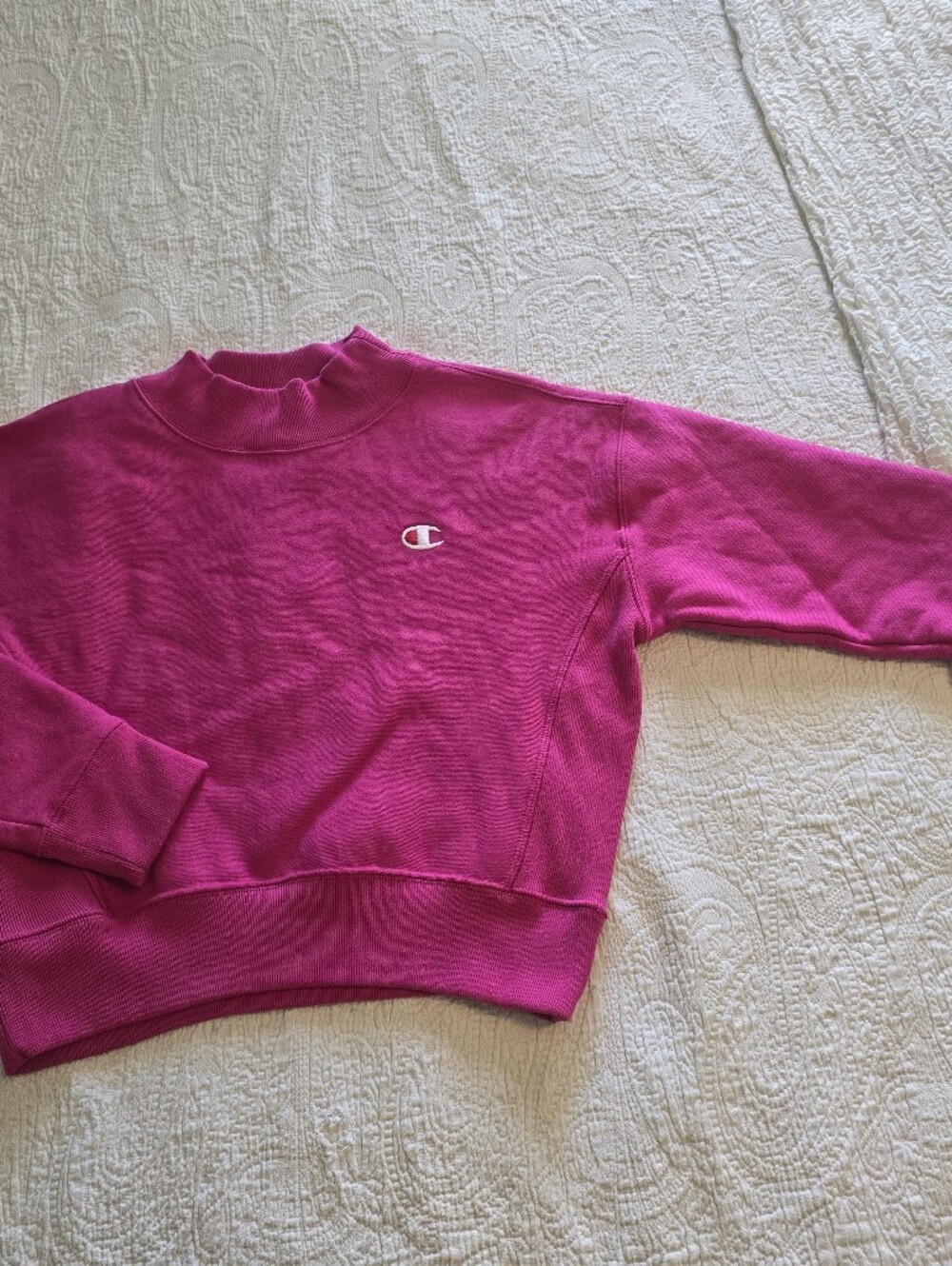 Champion Women's Crewneck Sweatshirt - Fuchsia Pink